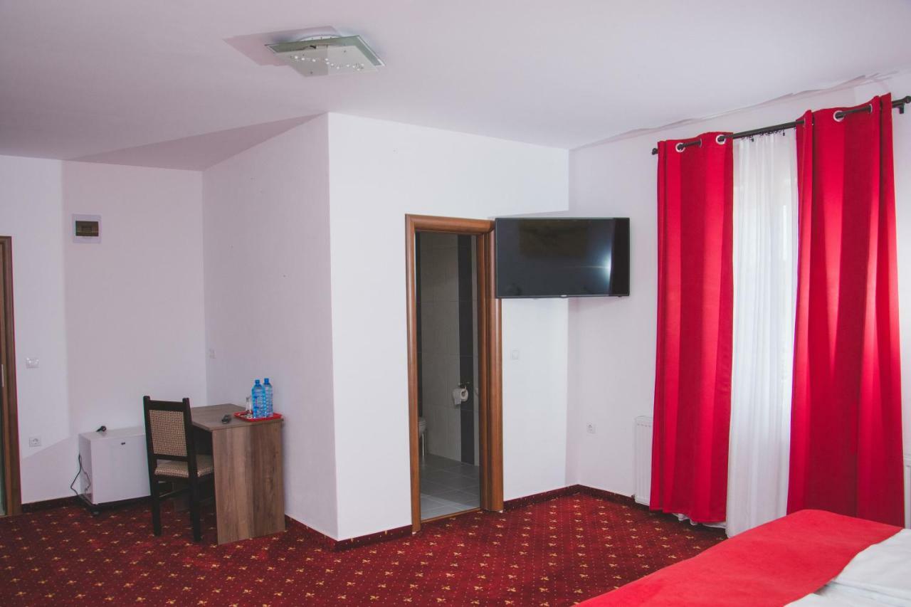 Pensiunea Iliada Sibiu Ngoại thất bức ảnh